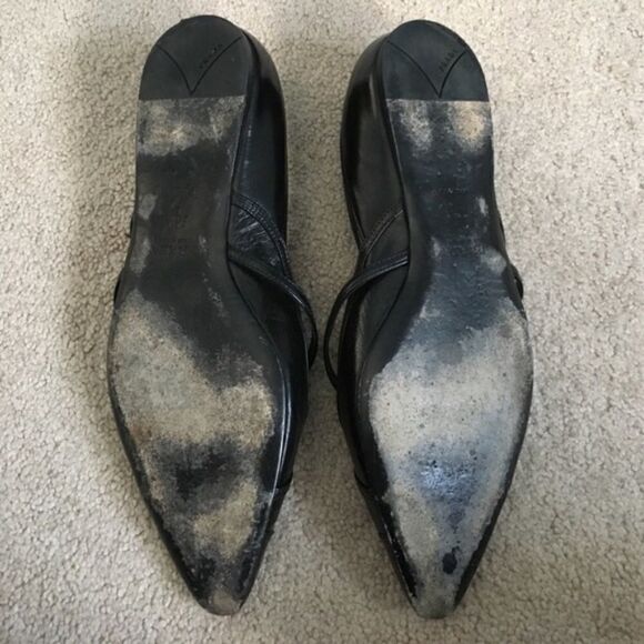 Prada Black Leather Criss-Cross Pointed Flats with Bow – Size 36.5 (Fits Like 7) - Picture 5 of 8